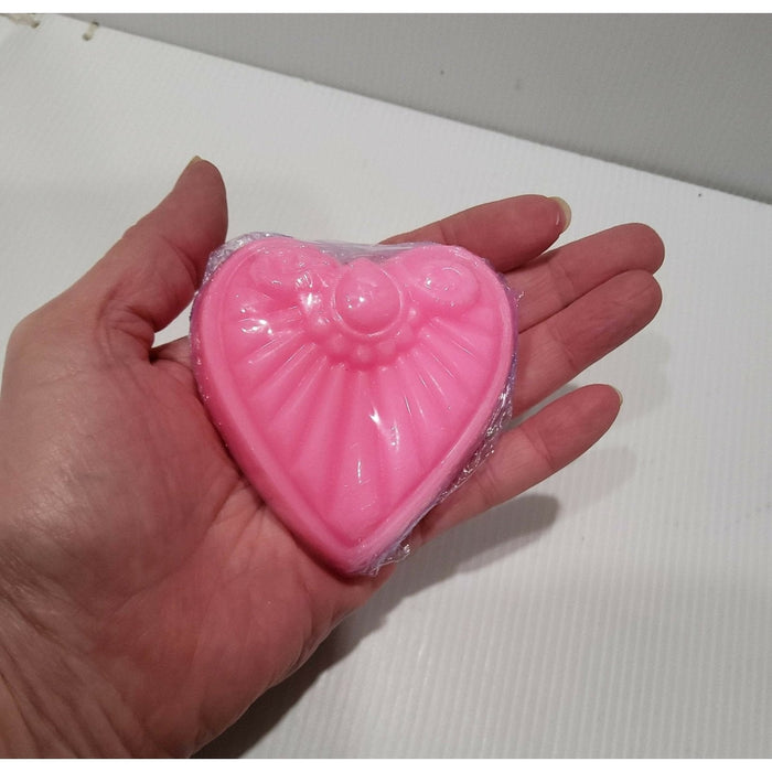 Handmade Soap - Hearts - Floral Fragrance - Gift Box - 3 x Soaps- No Palm Oil - Vegan Friendly - Free Shipping - AMD Touring